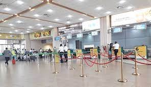 Aéroports de Yaoundé-Nsimalen et Douala : Comment les habitations riveraines limitent le trafic aérien (rapport)